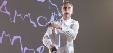 Tiny Desk Brasil recebe Arnaldo Antunes com repertório que une clássicos e novidades