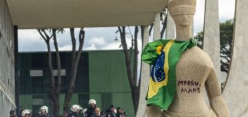 Condenada pelo 8 de janeiro, brasileira é presa na Argentina