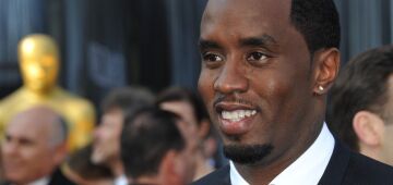 Defesa de rapper 'Diddy' Combs tenta minar acusações de sua ex-namorada em julgamento