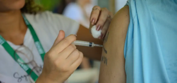 Dia D de multivacinação é realizado neste sábado (18) em todo o país