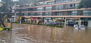 Encontrado corpo de idoso desaparecido em enxurrada em Petrópolis