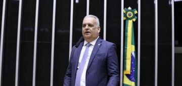 Bolsonarista é escolhido como relator de proposta para sustar ação contra Ramagem