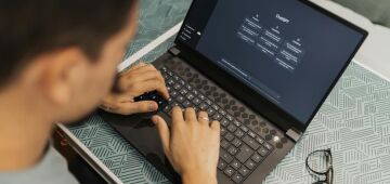 Debate na ANJ defende regulação imediata para uso de conteúdo jornalístico por ferramentas de IA