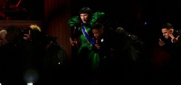 Lady Gaga faz anúncio misterioso e fãs desconfiam de novo projeto; assista vídeo 