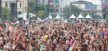 Filmes, peças, festas e múltiplas exposições engrossam a programação da Virada Cultural de SP