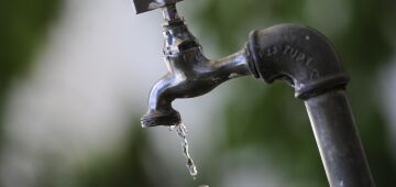 Manutenção emergencial da Compesa deixa bairros do Recife sem água a partir deste sábado (8); veja