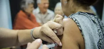 Idosos são os mais atingidos por infecções do vírus da gripe