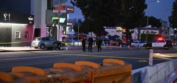 Atropelamento em frente a boate em Los Angeles deixa 30 feridos