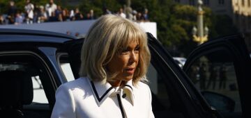 Organização feminista denuncia Brigitte Macron