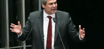 Lindbergh: Prisão preventiva de Bolsonaro é evidência de que lei alcança todos