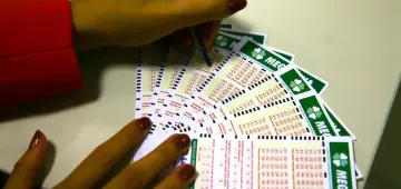 Mega-sena acumula e prêmio principal vai para R$ 7 milhões