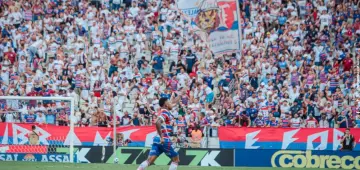 Fortaleza vence o Vitória na estreia de Palermo e volta a respirar no Brasileirão