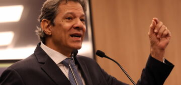 Haddad: Tarcísio rasgou a fantasia de uma pessoa de centro