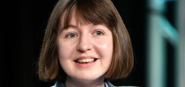 Sally Rooney diz poder ser impedida de publicar livros no Reino Unido por apoiar grupo pró-palestina