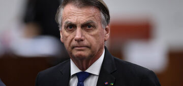 Polícia prende suspeitos de assaltar casa de ex-sogros de Bolsonaro
