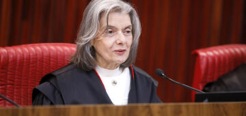 Voto de Cármen Lúcia pode formar maioria para condenar Bolsonaro