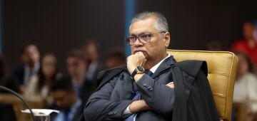 Dino autoriza buscas em apartamento do deputado Antônio Doido