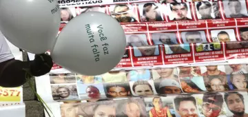 Ato em SP lança movimento de famílias em busca de desaparecidos