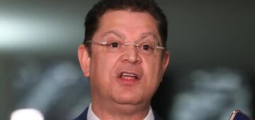 Líder do PL apoia projeto de redução de penas que pode beneficiar Bolsonaro