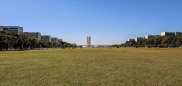 Em ano eleitoral, Orçamento de 2026 prevê reforço em investimentos, PAC, Saúde e Educação