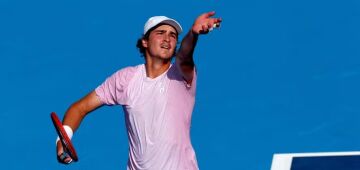 João Fonseca vence Cobolli e conquista primeiro ponto do Time Mundo na Laver Cup