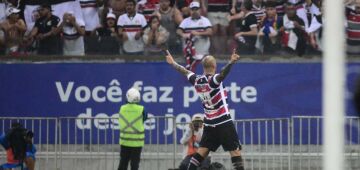 De lesão e pênalti perdido a gol e dia de herói: Ariel desencanta no Santa Cruz