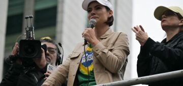 Michelle posta versículos durante voto de Fux em julgamento de Bolsonaro