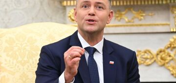 Presidente da Polônia confirma ligação com Trump para discutir "violações" por drones russos