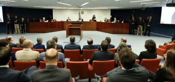 STF terá sessão extra para julgamento de Bolsonaro