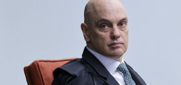 Moraes pede a Zanin sessões extras para julgamento de Bolsonaro