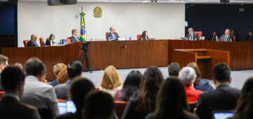 Ao vivo: acompanhe 2° dia de votação do julgamento de Bolsonaro no STF