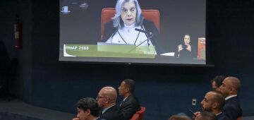 Cármen Lúcia: toda ação penal impõe tratamento justo e aqui não é diferente