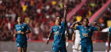 Sport derrota Corinthians na Ilha do Retiro e conquista primeira vitória em casa na Série A