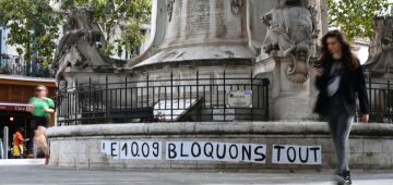 Crise política aumenta na França com a provável queda do governo