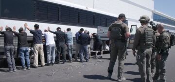 Sul-coreanos detidos em operação migratória nos Estados Unidos começam a ser libertados