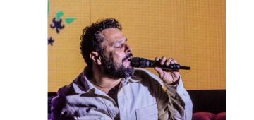 Charles Theone emociona Olinda em pocket show com pré-lançamento de "Você & Ela"