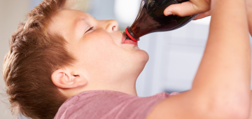 Desnutrição cai, mas obesidade infantil cresce e se torna a maior forma de má nutrição