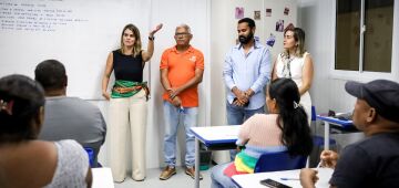 Recife: pintores da comunidade do Pilar recebem curso gratuito de pintura; inscrições encerram hoje 