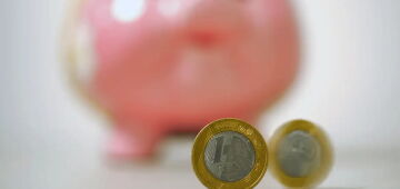 Poupança tem retirada líquida de R$ 7,6 bilhões em agosto