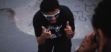 Manja supera imprevisto e lança videoclipe do single "Da Lama"; assista