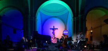 Catedral de 1540 recebe Edu Lobo na volta do MIMO Festival a Olinda