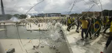 Por unanimidade, STF condena 5 PMs do DF a 16 anos de prisão pelo 8/1