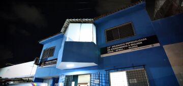 Idoso é flagrado estuprando menina de 9 anos com paralisia cerebral em Olinda