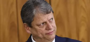 Deputado pede inquérito contra Tarcísio após falas contra STF