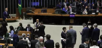 Aprovada urgência de PL que libera R$ 1,5 bi para saúde e educação