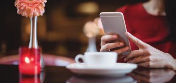 Angélica veta celular em casa durante refeições: saiba por que ideia é boa para a saúde mental