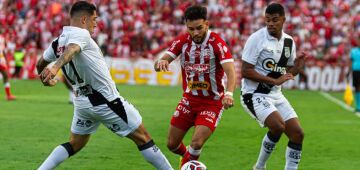 Náutico volta a decepcionar em casa e perde para Ponte no quadrangular da Série C