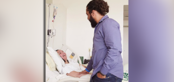 Cantora Amanda Wanessa recebe alta hospitalar e volta a ser cuidada por equipe de home care