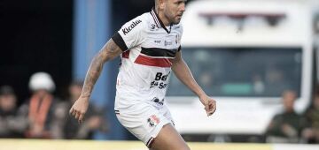 Pedro Favela destaca força coletiva do Santa Cruz para decisão contra o Maranhão