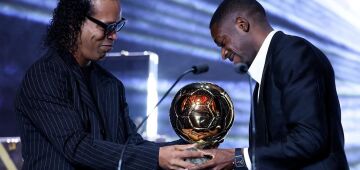 PSG prepara cerimônia para coroar Dembélé, vencedor da Bola de Ouro